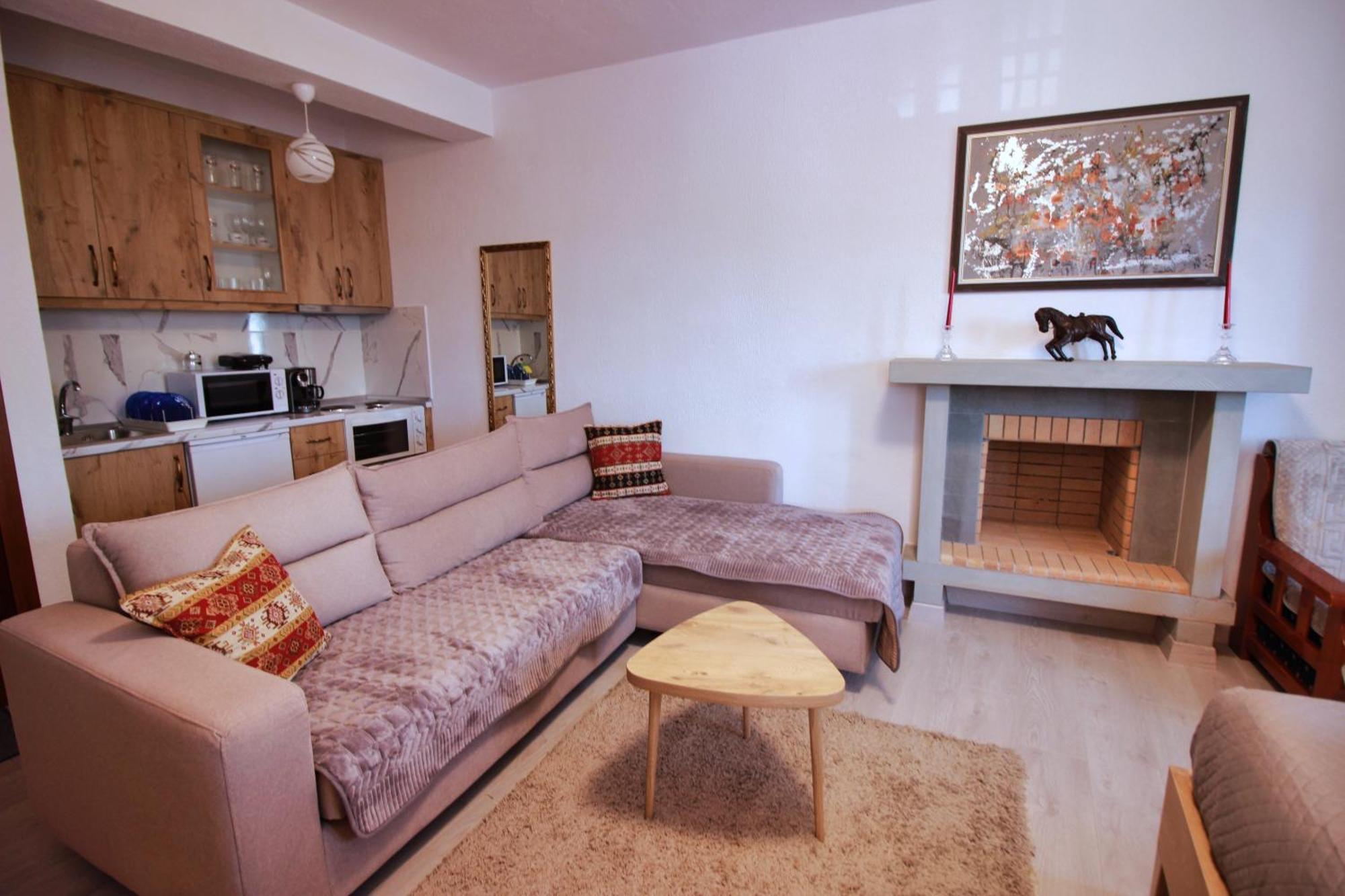 Emblematic House Apartment 4 Gjirokastër Esterno foto